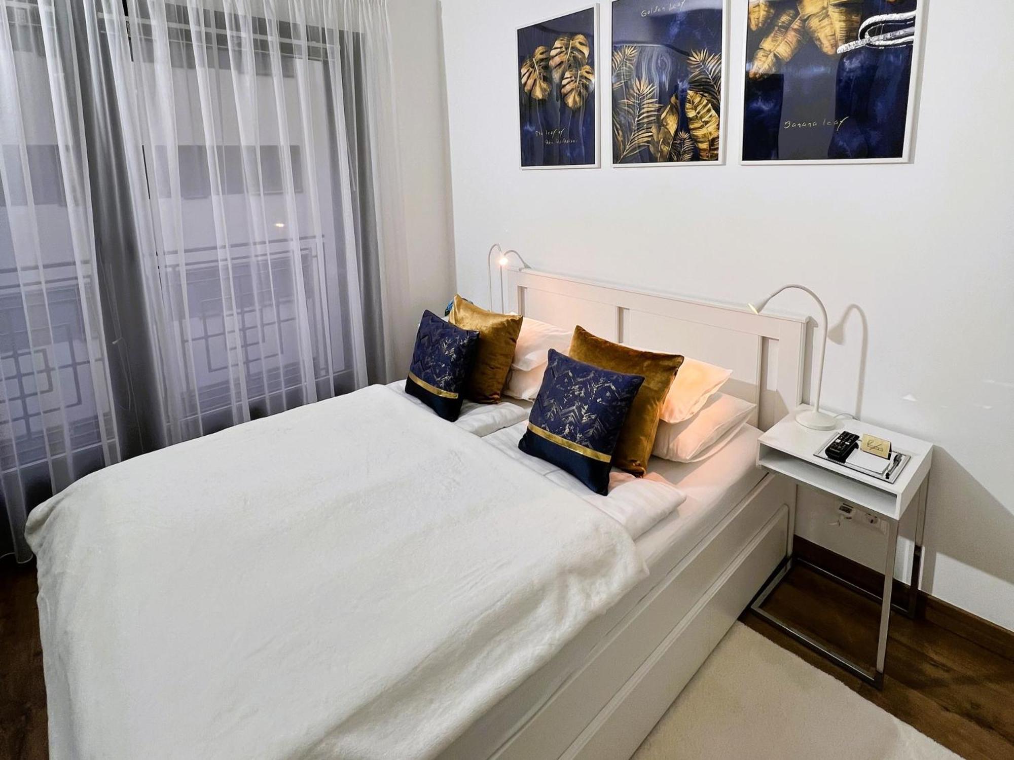 Luxe Central Studio With Pool, Parking & Ac Budapeste Exterior foto
